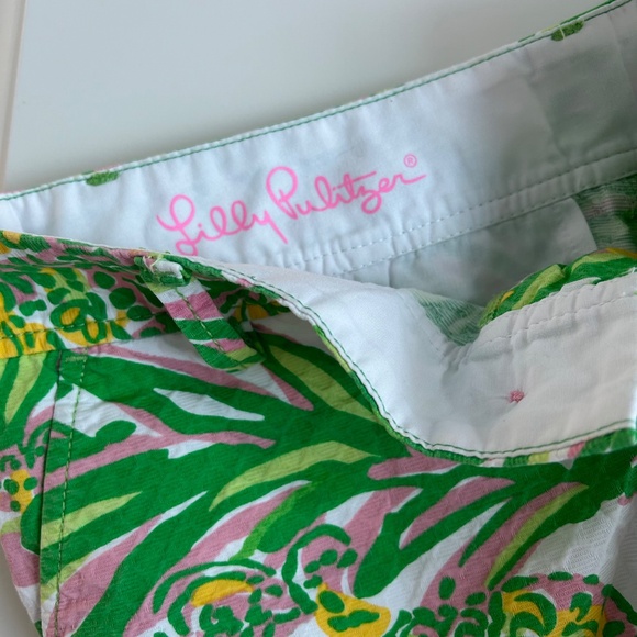 Lilly Pulitzer The Callahan Short - Multicolor Geometric Print, Size 0 - Picture 3 of 4